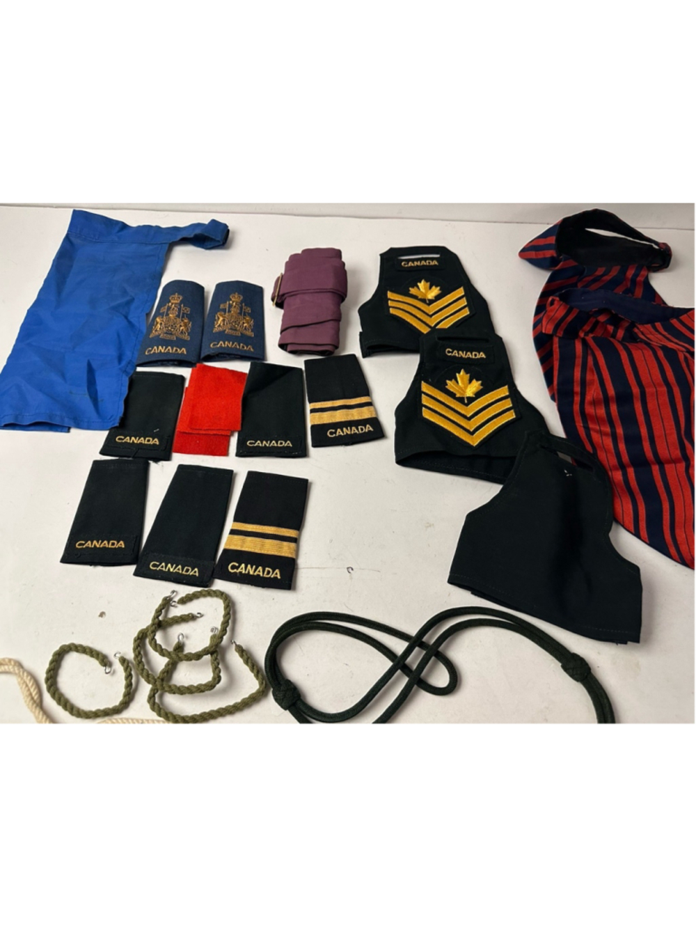 Vintage Canadian Armed Forces Military Insignia Lot Rank Slip Ons Epaulettes